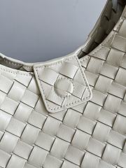 Kitlife Bottega Veneta Campana Shoulder Bag White 844249 33x20x16.5cm - 5