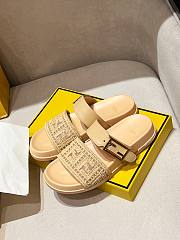 Kitlife Fendi Feel Buckle Woven Slides - 5