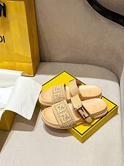 Kitlife Fendi Feel Buckle Woven Slides - 4