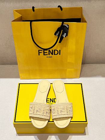 Kitlife Fendi Natural Raffia Flat Slides 