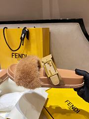 Kitlife Fendi Fendi Feel Brown Fur Slides - 4
