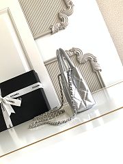 Kitlife Chanel 25C Kelly Handle Bag Metallic Silver Calfskin AS4416 13x19x7cm - 4