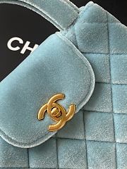 Kitlife Chanel 25C Kelly Handle Bag Blue Velvet AS4416 13x19x7cm - 2