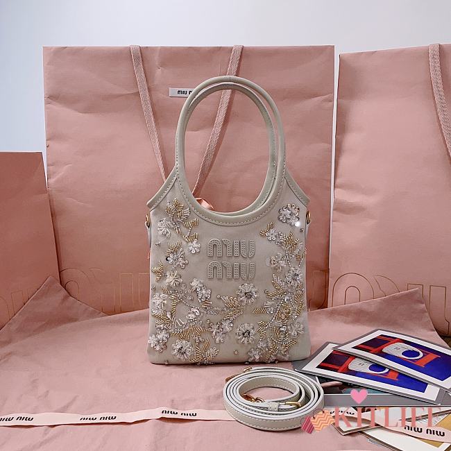 Kitlife Miu Miu Ivy Embroidered Gabardine Bag Cream 5BA281 20x24cm - 1