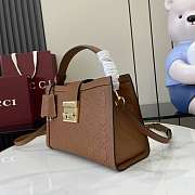 Kitlife Gucci Padlock Medium Top Handle Bag Brown Embossed GG Leather 838992 25.5x17.5x10cm - 5