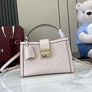 Kitlife Gucci Padlock Medium Top Handle Bag Pink Embossed GG Leather 838992 25.5x17.5x10cm - 1