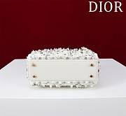Kitlife Dior Lady Diana Three-Grid Embroidery with Diamonds and Pearls M0505811 17x15x7cm - 6