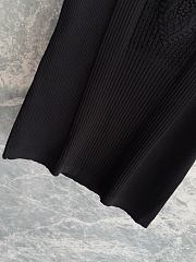 Kitlife Chanel Tank Top Black  - 6