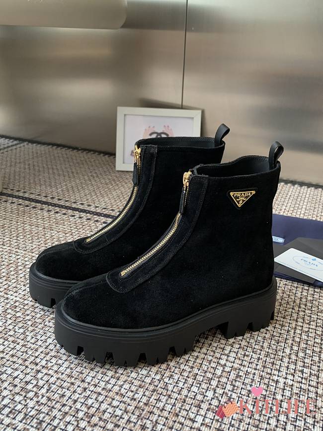 Kitlife Prada 25SS Classic Triangle Logo Slip-on Boots Black Suede - 1