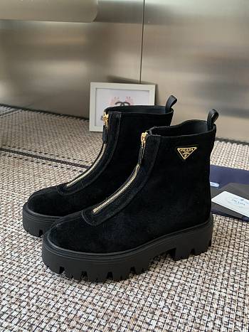 Kitlife Prada 25SS Classic Triangle Logo Slip-on Boots Black Suede