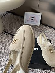 Kitlife Chanel Fur Sandals Cream Suede - 3