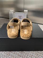 Kitlife Chanel Fur Sandals Beige Suede - 6