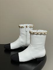 Kitlife Chanel 25B Diamond-Quartzed Chain Ankle Boots in White - 3