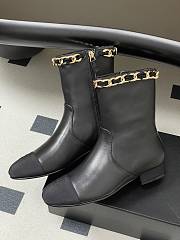 Kitlife Chanel 25B Diamond-Quartzed Chain Ankle Boots in Black - 1
