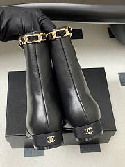 Kitlife Chanel 25B Diamond-Quartzed Chain Ankle Boots in Black - 2