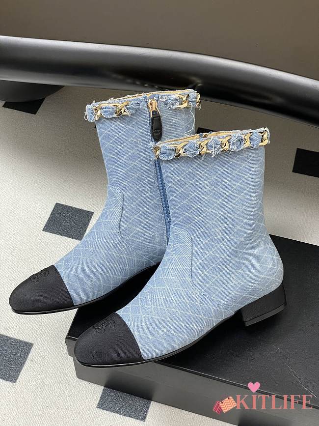 Kitlife Chanel 25B Diamond-Quartzed Chain Ankle Boots in Light Blue Denim - 1