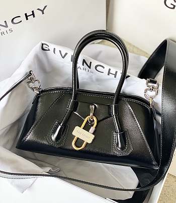 Kitlife Givenchy Mini Antigona Stretch Bag Black 22x12x8cm