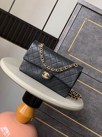 Kitlife Chanel Vintage Bag Black 25cm