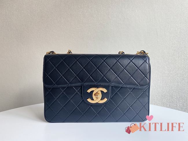 Kitlife Chanel Vintage CF Jumbo Bag Black 30x21x8cm - 1