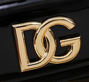 Kitlife Dolce & Gabbana Crossbody Bag in Black Patent Leather 11x19x5cm - 5