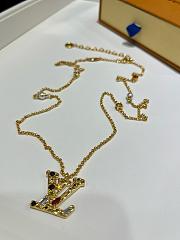 Kitlife Louis Vuitton Lady LV Colored Crystal Letter Necklace  - 4