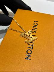Kitlife Louis Vuitton Lady LV Colored Crystal Letter Necklace  - 3
