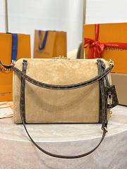 Kitlife Louis Vuitton Express MM Bag Beige Suede M26358 36x24x18.5cm - 1