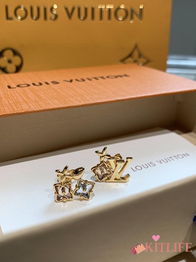 Kitlife Louis Vuitton Pink Diamond Flower Asymmetrical Earrings - 1