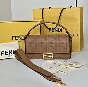 Kitlife Fendi Baguette Cappuccino-coloured Leather Bag With FF Interlacing 27x6x15cm - 1