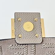 Kitlife Fendi Baguette Grey-coloured Leather Bag With FF Interlacing 27x6x15cm - 3