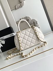 Kitlife Chanel Mini Bowling Bag White Leather AS5572 11.5x20x8.5cm - 4