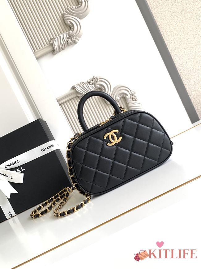 Kitlife Chanel Mini Bowling Bag Black Leather AS5572 11.5x20x8.5cm  - 1