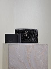 Kitlife Saint Laurent Uptown Chain Wallet in Black Shiny Crocodile-embossed Leather Silver Buckle 607788 19x12x4cm  - 1