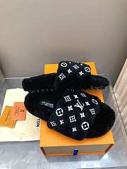 Kitlife Louis Vuitton Wool Slippers Black - 6
