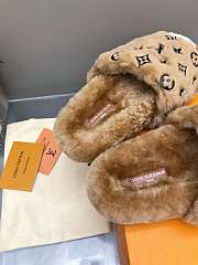 Kitlife Louis Vuitton Wool Slippers Brown - 5