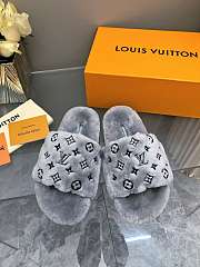 Kitlife Louis Vuitton Wool Slippers Grey - 1
