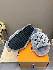 Kitlife Louis Vuitton Wool Slippers Grey - 5