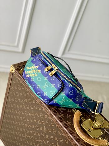 Kitlife Louis Vuitton Rush Bumbag Bag Blue With Stripes M25783 30x15x8cm 