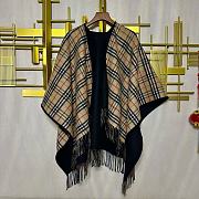 Kitlife Burberry Check Wool Reversible Cape Beige & Black 130x150cm - 1