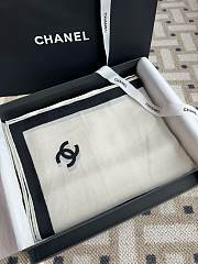 Kitlife Chanel 25  Classic Black and White Scarf 135x135cm - 4