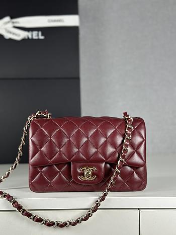 Chanel Classic Flap Bag Burgundy Smooth Leather Gold Buckle Bag 20cm