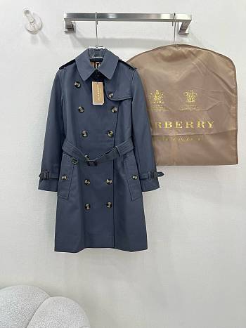 Kitlife Burberry Kensington Heritage Trench Coat Grey