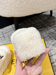 Kitlife Fendi 25 Thick-soled Furry Slides White - 3