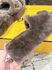 Kitlife Fendi 25 Thick-soled Furry Slides Taupe Brown - 4