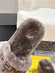 Kitlife Fendi 25 Thick-soled Furry Slides Taupe Brown - 2