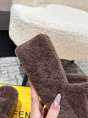 Kitlife Fendi 25 Thick-soled Furry Slides Dark Brown - 6