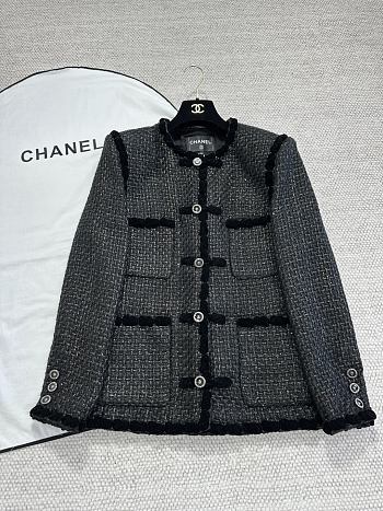 Kitlife Chanel Embroidered Tweed Fabric Jacket Black & Metallic Gold