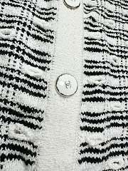 Kitlife Chanel 25P Cardigan White & Black - 3