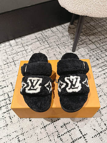 Kitlife Louis Vuitton 25 Paseo Flat Comfort Mules Black 