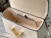Kitlife Louis Vuitton Twist Lock Braided Chain Bag Cream M50332 19x15x9cm - 6